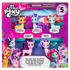 My Little Pony Queen Haven crown detail showing removable accessory for added role-play