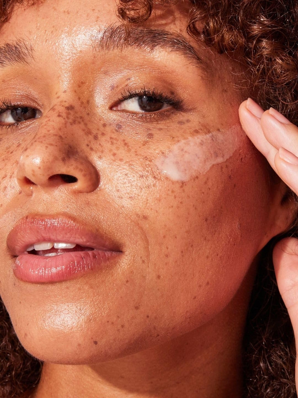 Naked Sundays product under makeup showing invisible finish and no pilling benefit