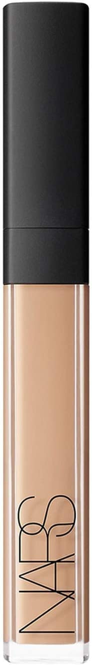 NARS creamy concealer texture close-up showing blendable formula and smooth finish benefit