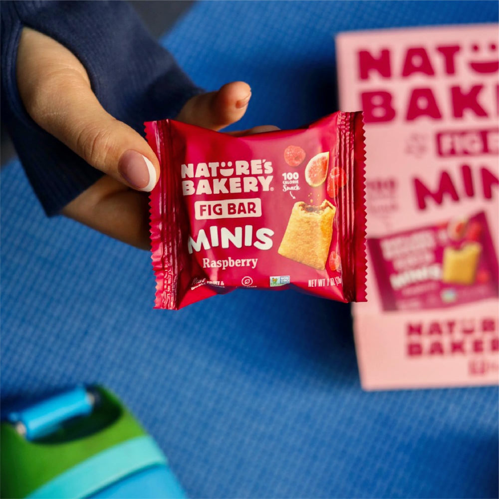 Nature's Bakery label showing vegan and kosher icons, clear dietary info