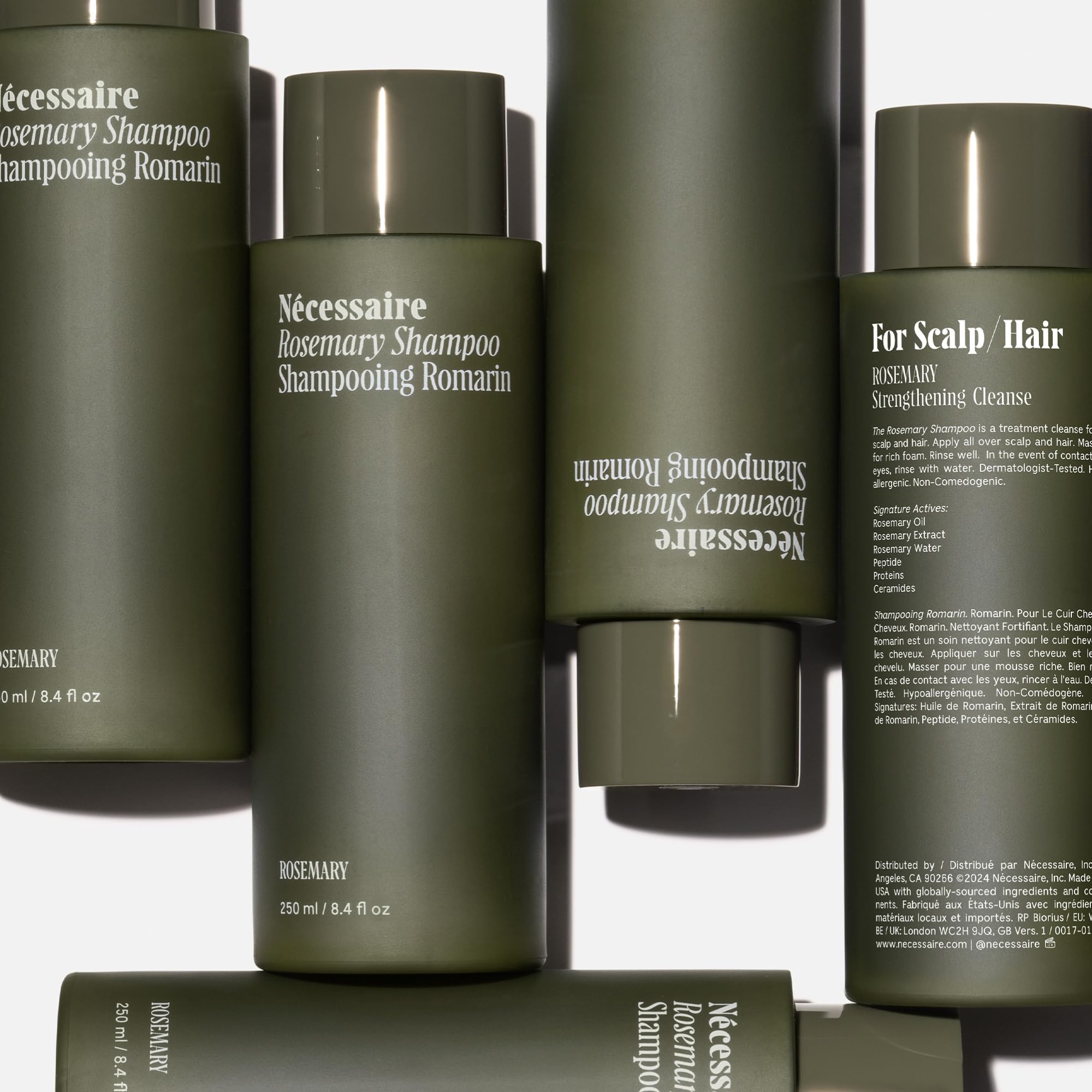 Nécessaire shampoo applied on color-treated hair to protect vibrancy