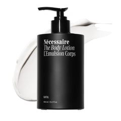 Nécessaire front packaging shows product and clear branding for easy identification