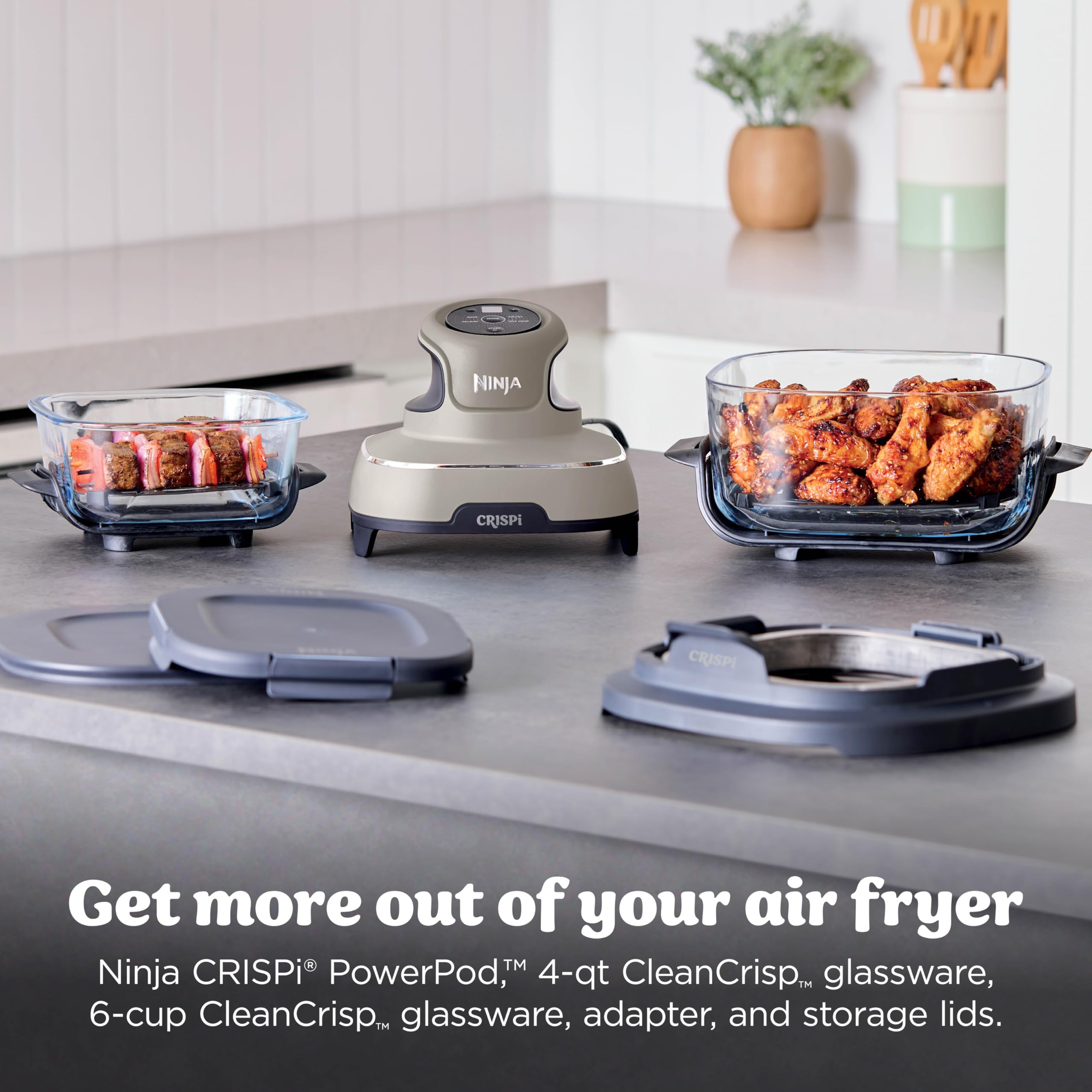 Ninja Crispi 6-cup glass close-up highlighting CleanCrisp glass for safe cooking