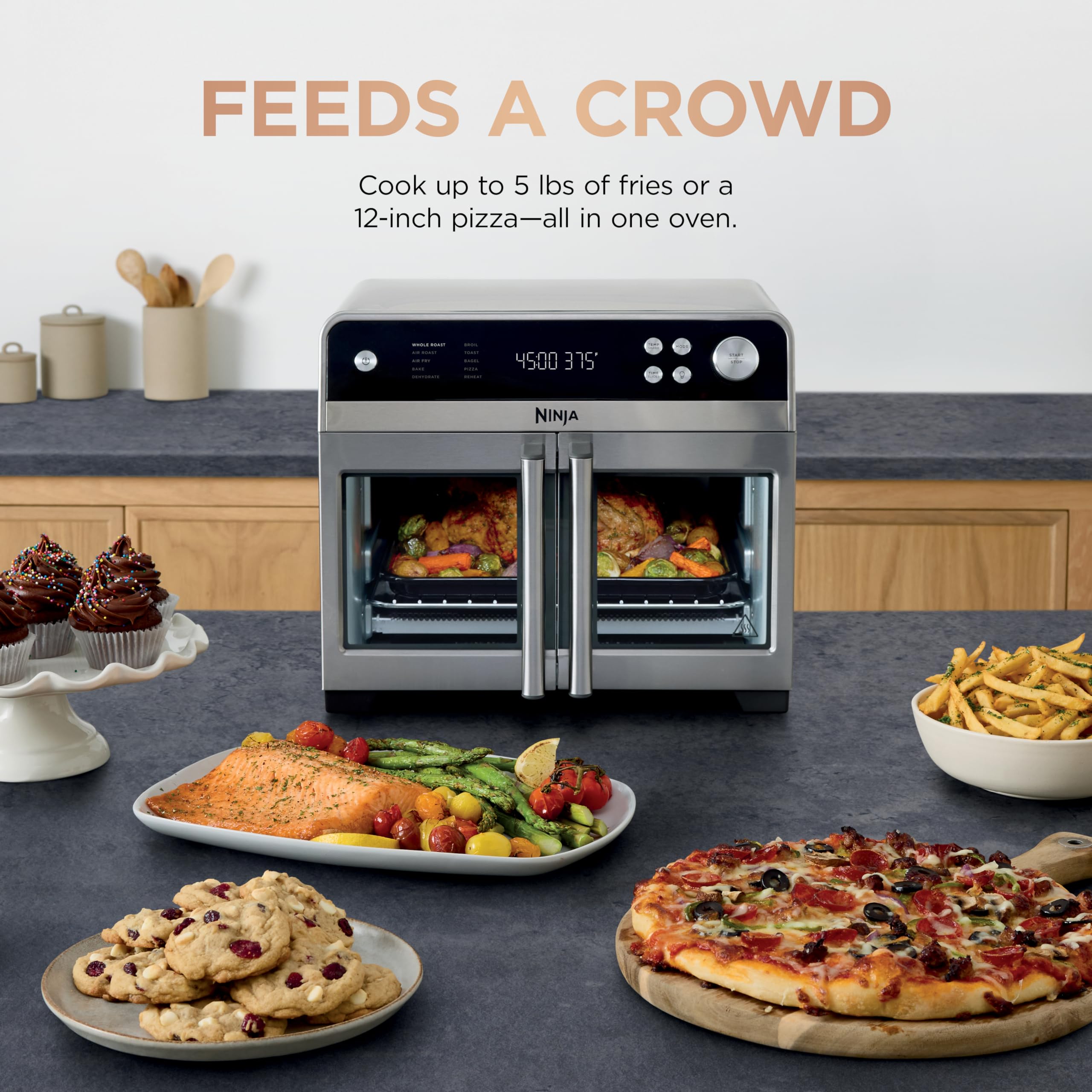 Ninja FO101 surface closeup highlighting non‑toxic PFAS‑free cooking finish