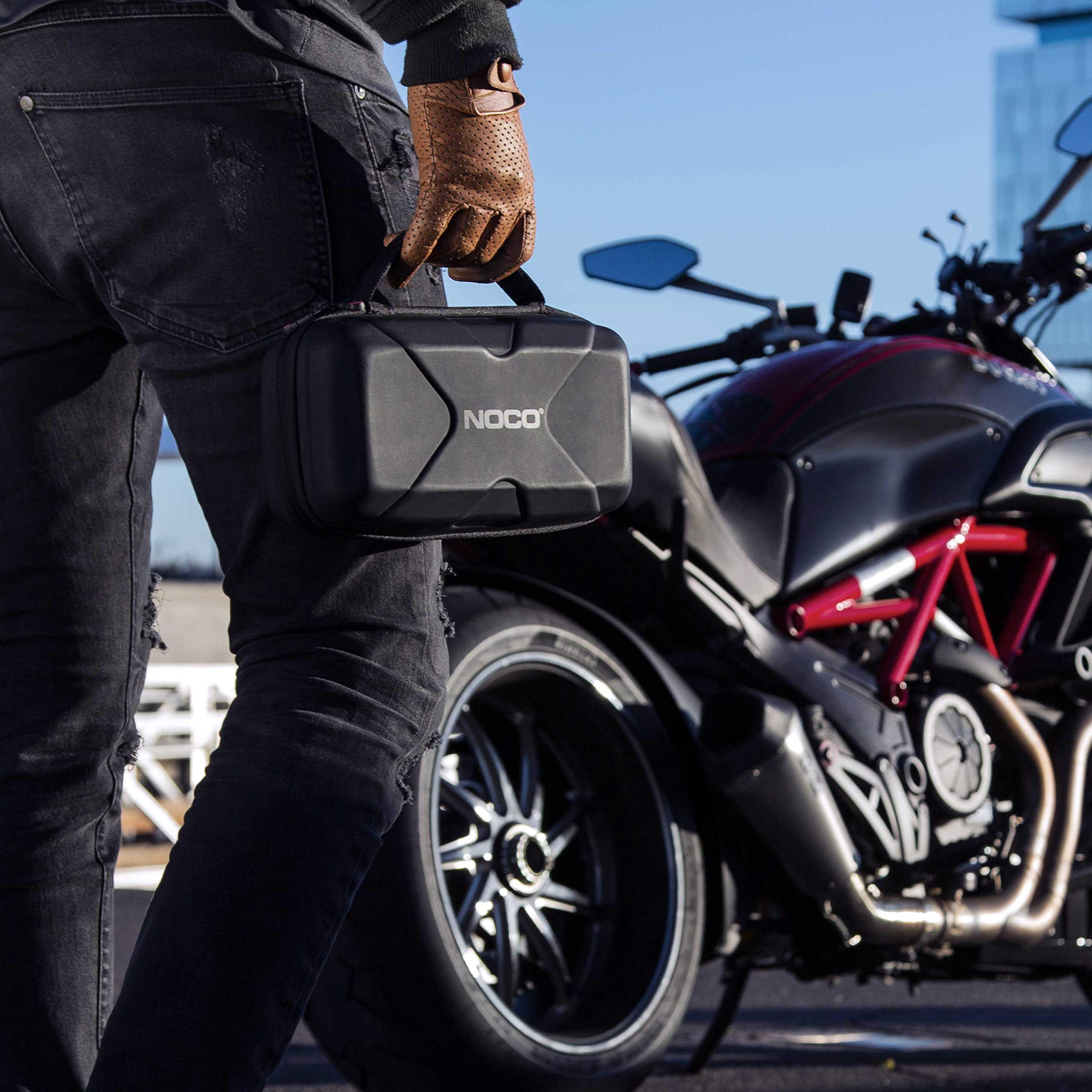 NOCO GBC013 steel-rimmed zipper and reinforced handle detail, ensures durable transport