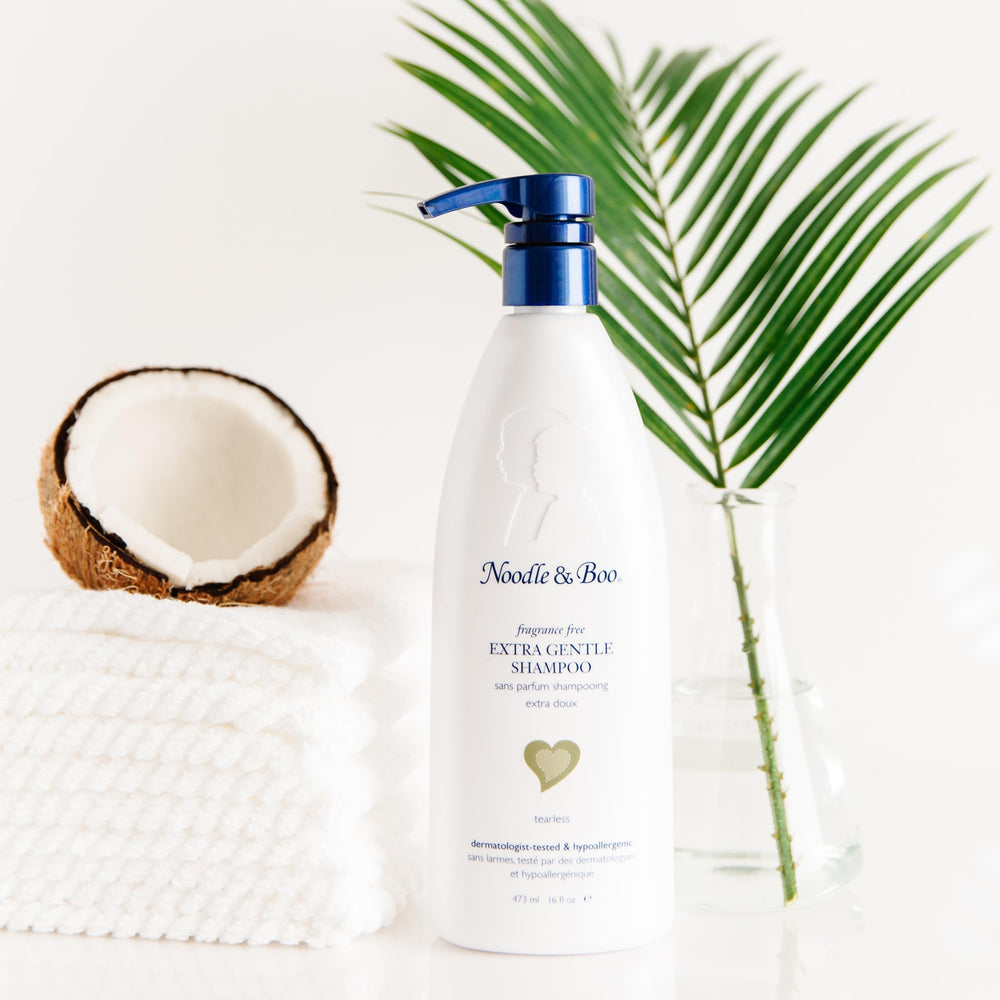 Noodle & Boo shampoo texture on palm highlighting low-suds moisturizing lather