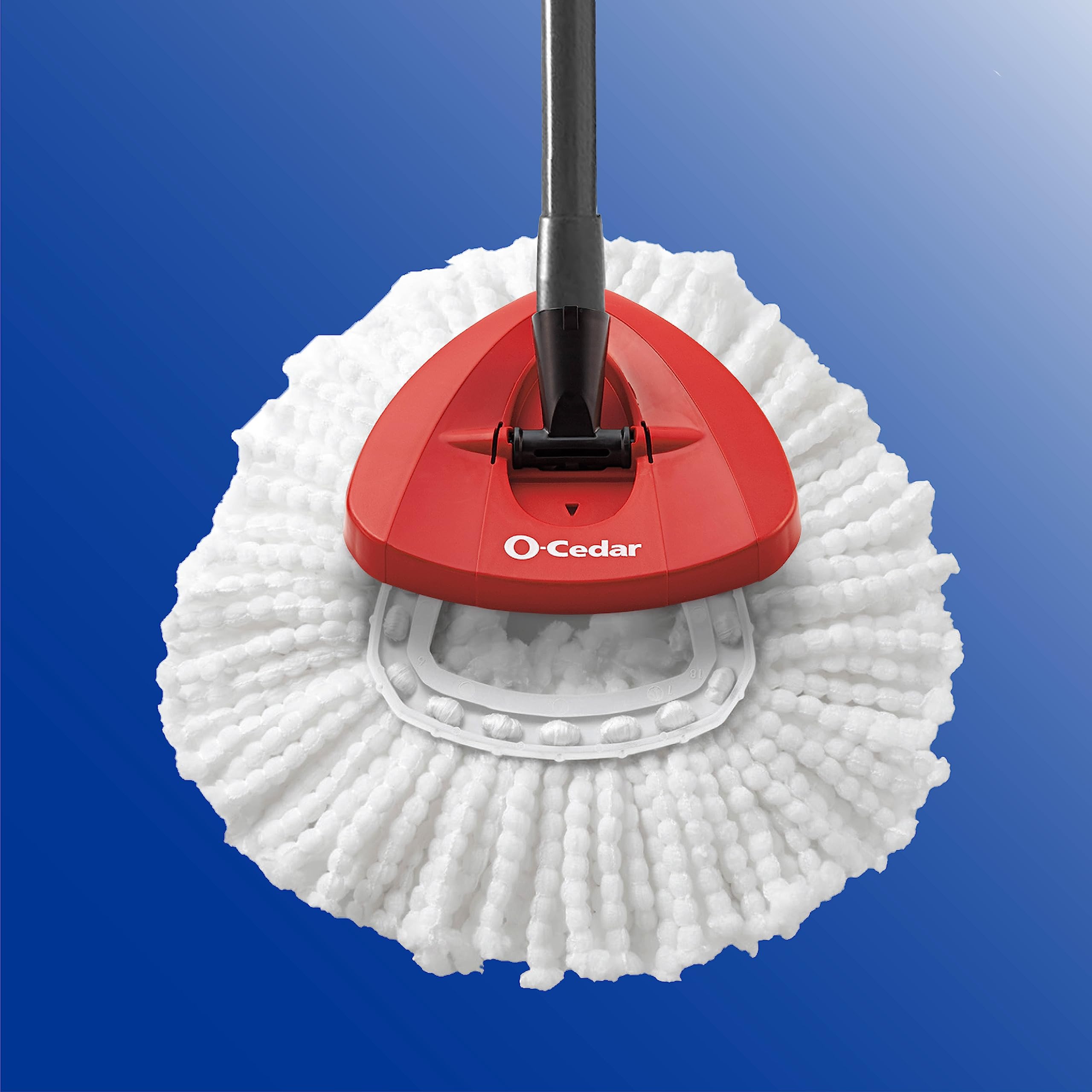 O-Cedar handle and swivel joint detail for smooth maneuverability
