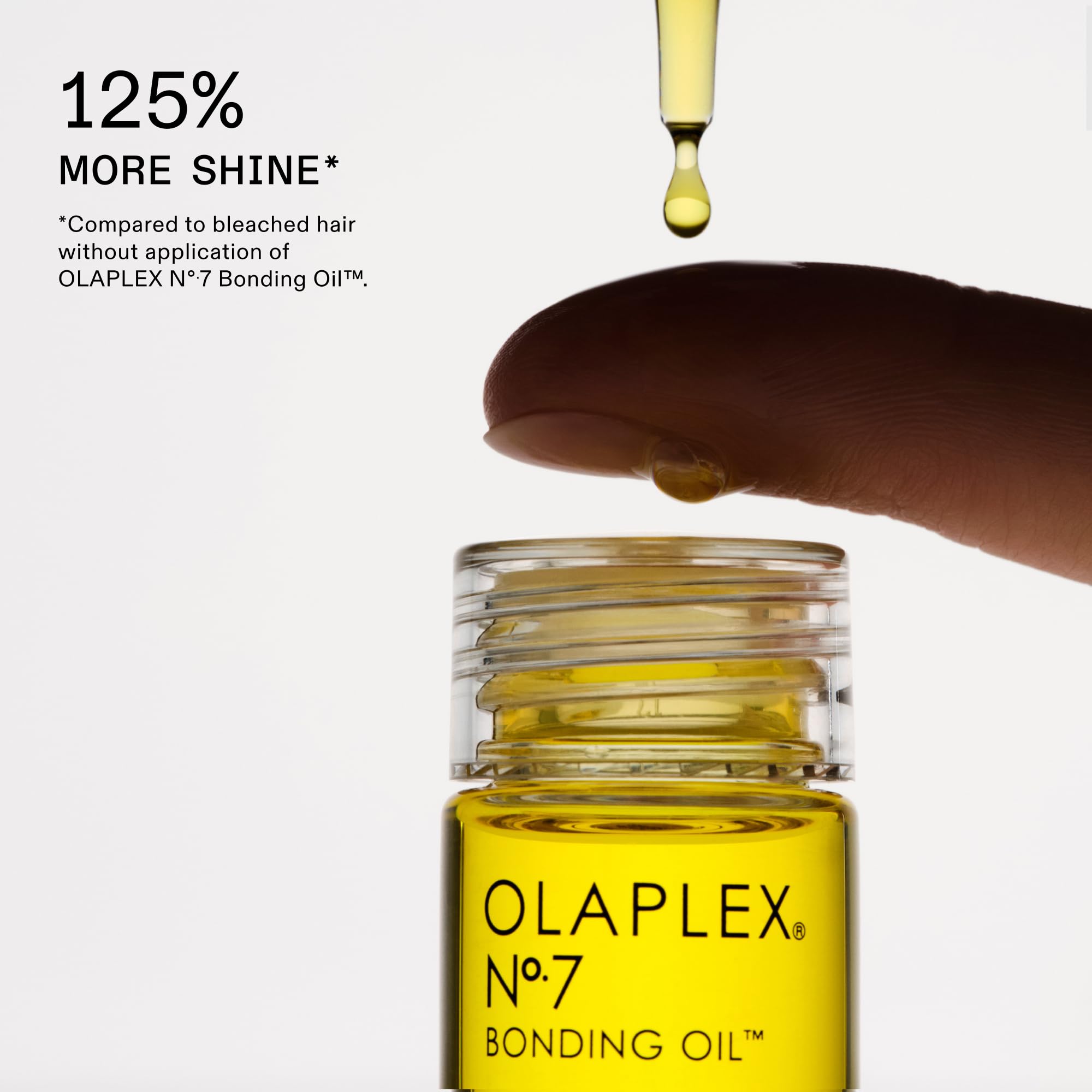 Olaplex N°7 bond protector oil pouring for heat protection