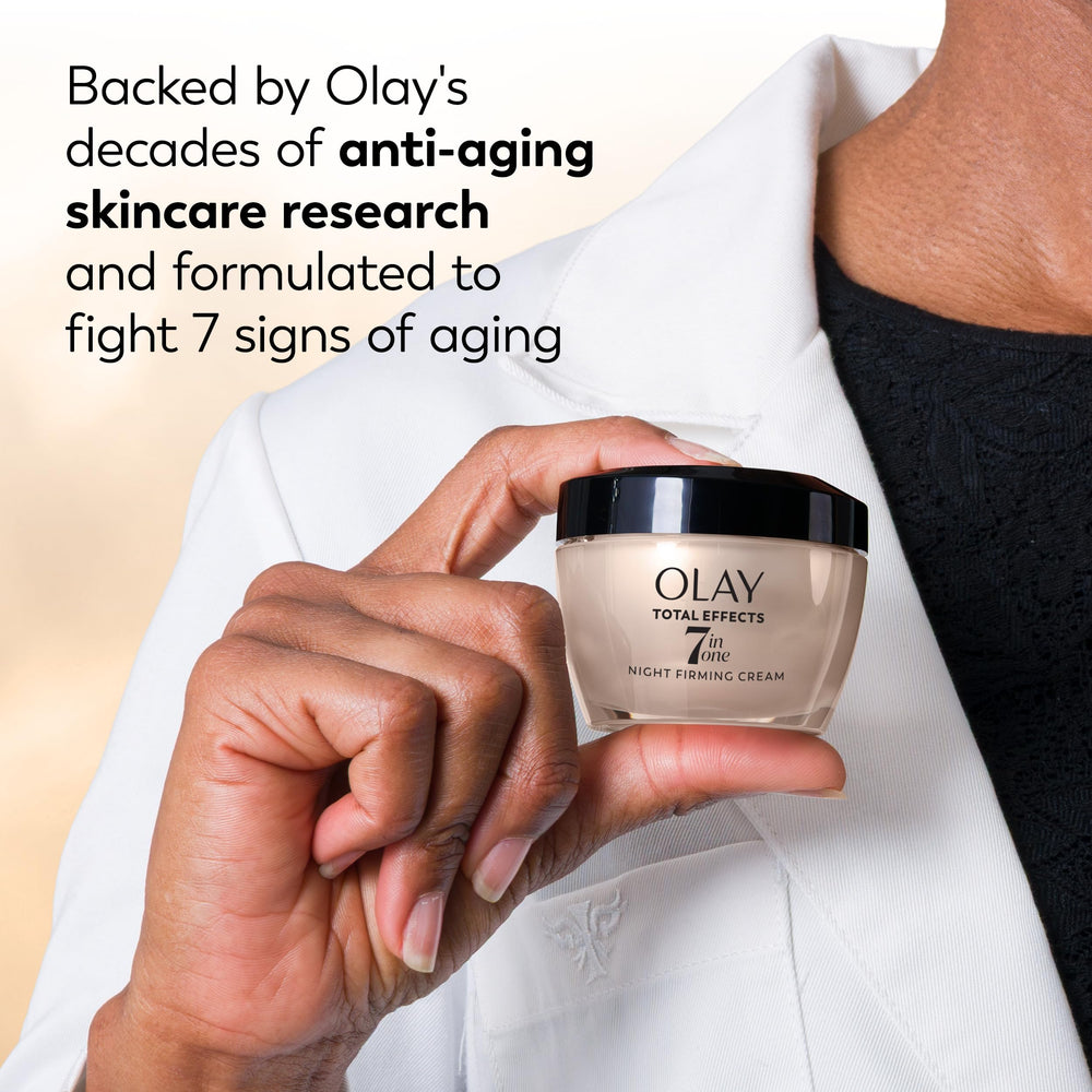 Olay Total Effects packaging with ingredient list highlighting vitamins and antioxidants