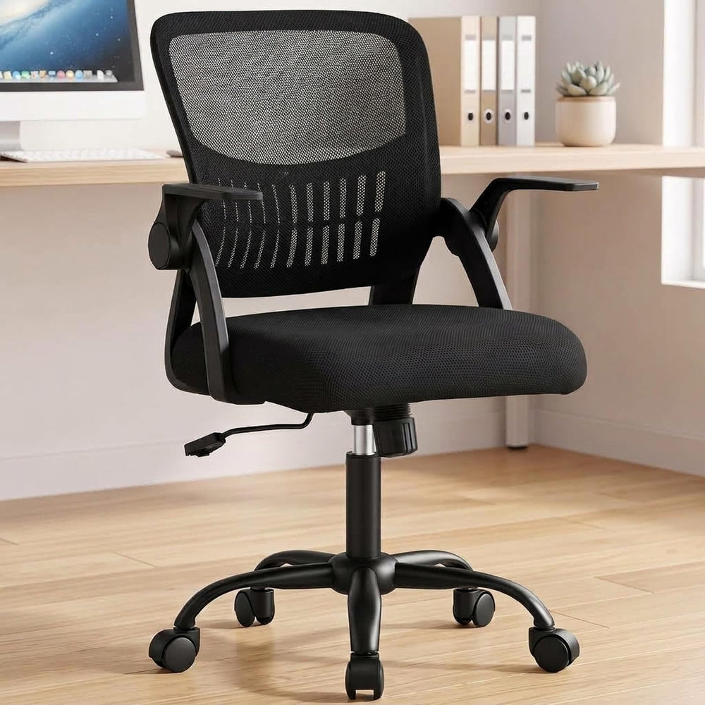 OLIXIS front view of mesh chair showing breathable comfort