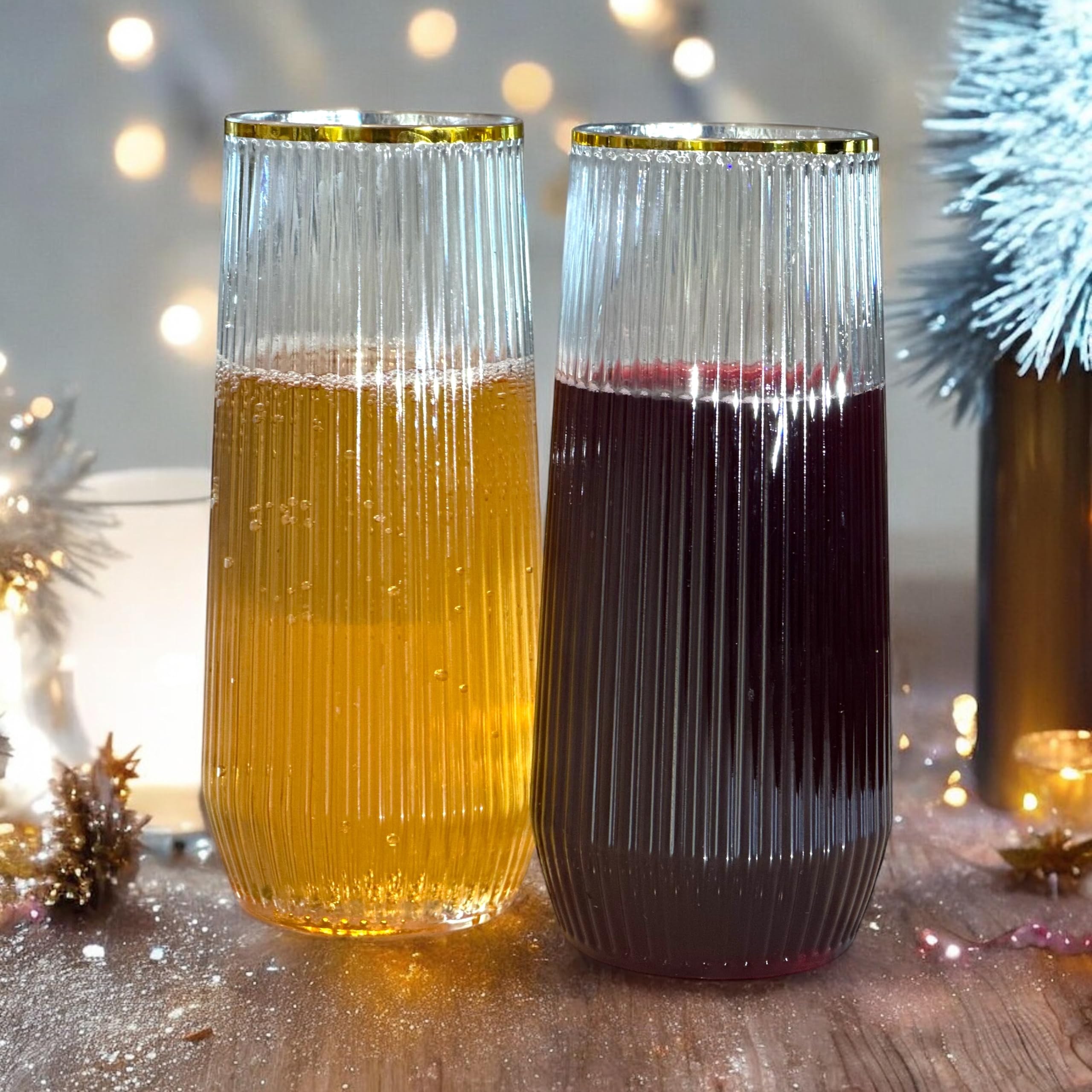 Oojami side-by-side 9 oz and 12 oz cups showing scale and capacity