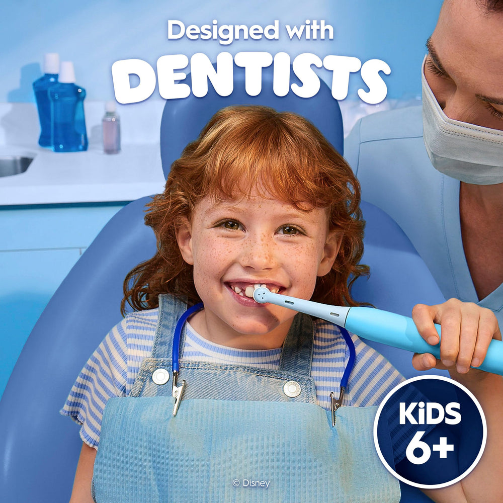 Oral-B iO Kids battery life illustration emphasizing 28-day lasting charge benefit