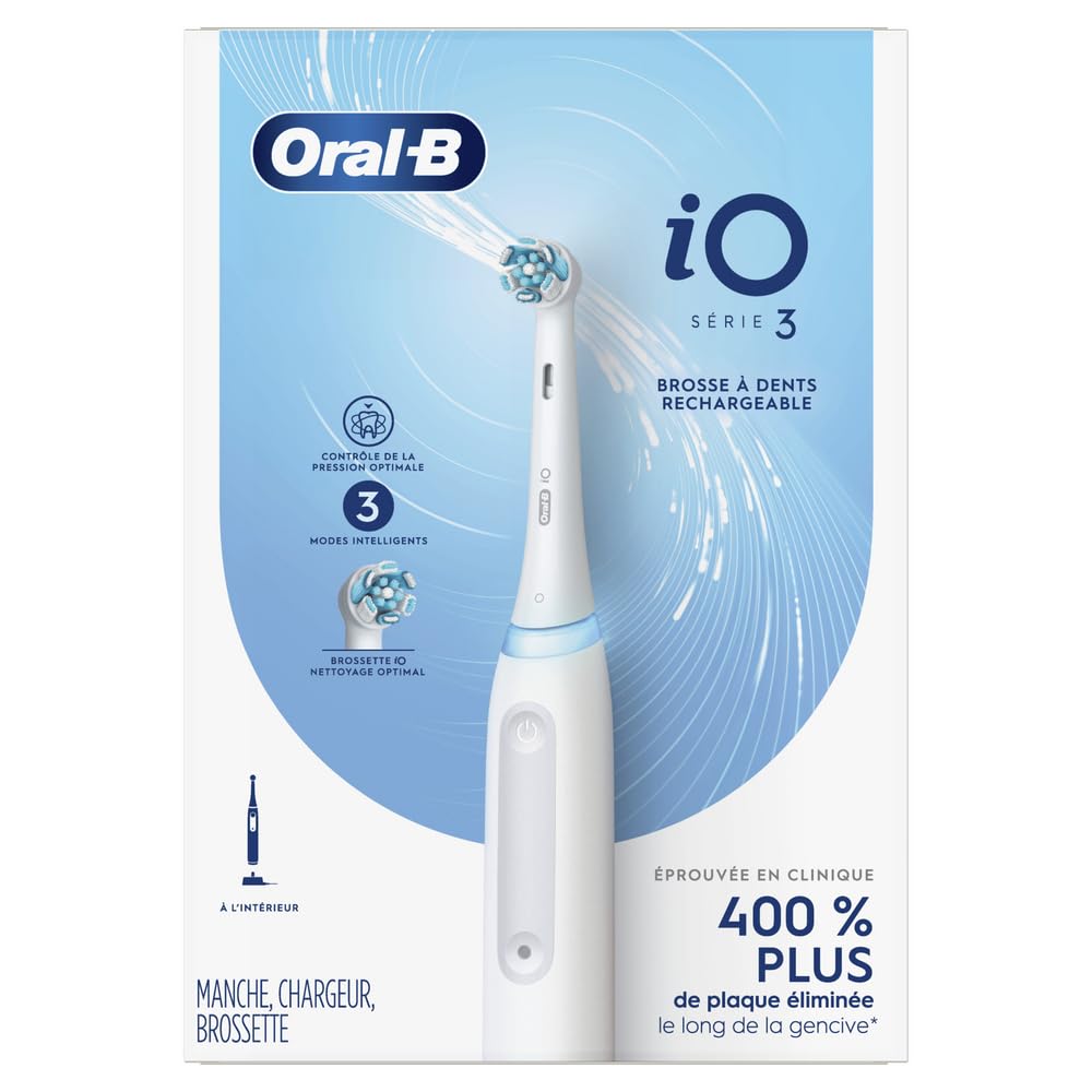 Oral-B iO3 retail packaging and instruction leaflet for unboxing clarity