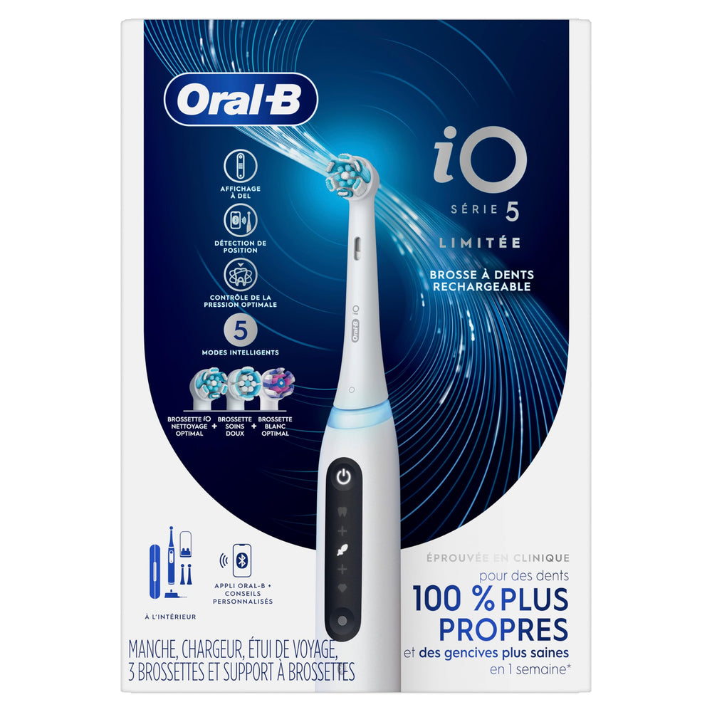 Oral-B iO5 matte finish texture close-up emphasizing premium tactile feel