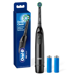 Oral-B front packaging showing toothbrush and included batteries for quick use