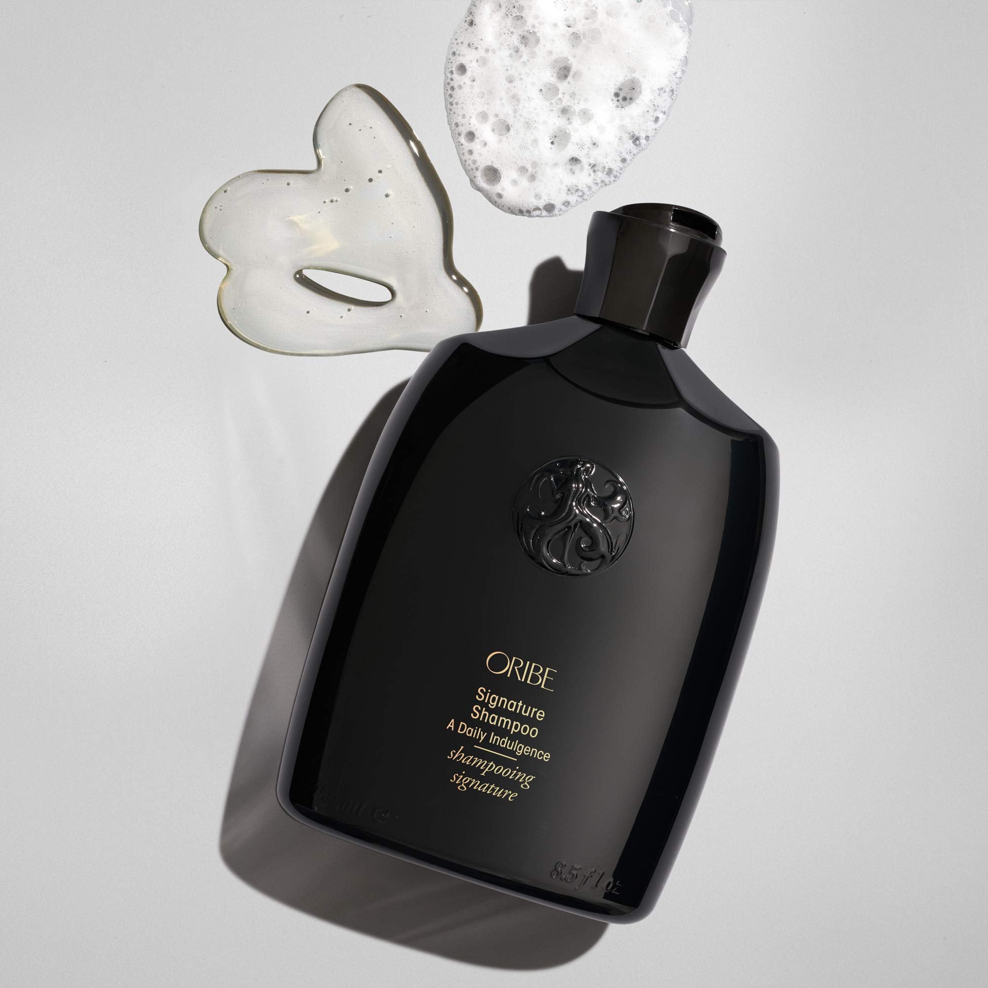 Oribe signature shampoo botanical ingredients image showing nourishing benefits