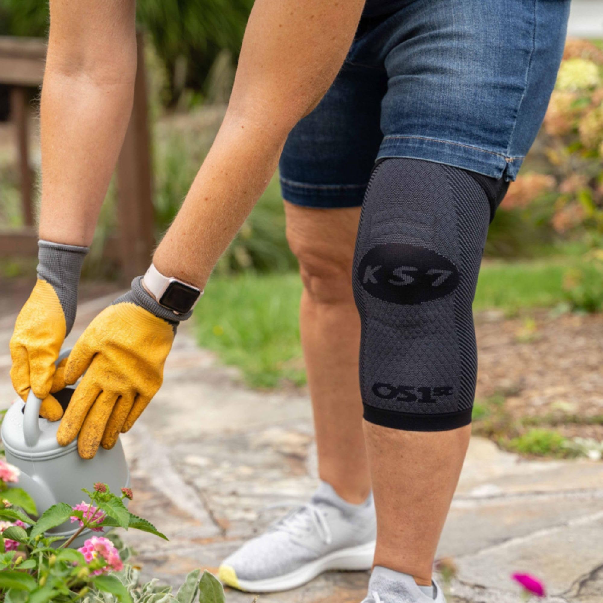 OrthoSleeve KS7 package and label showing product specifications