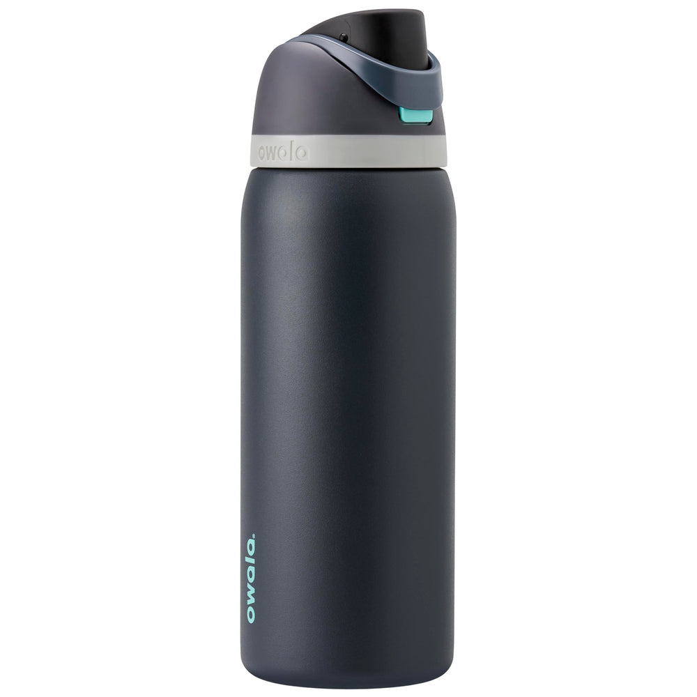 Owala FreeSip 32 oz Foggy Tide front view showing bottle profile and finish for daily use
