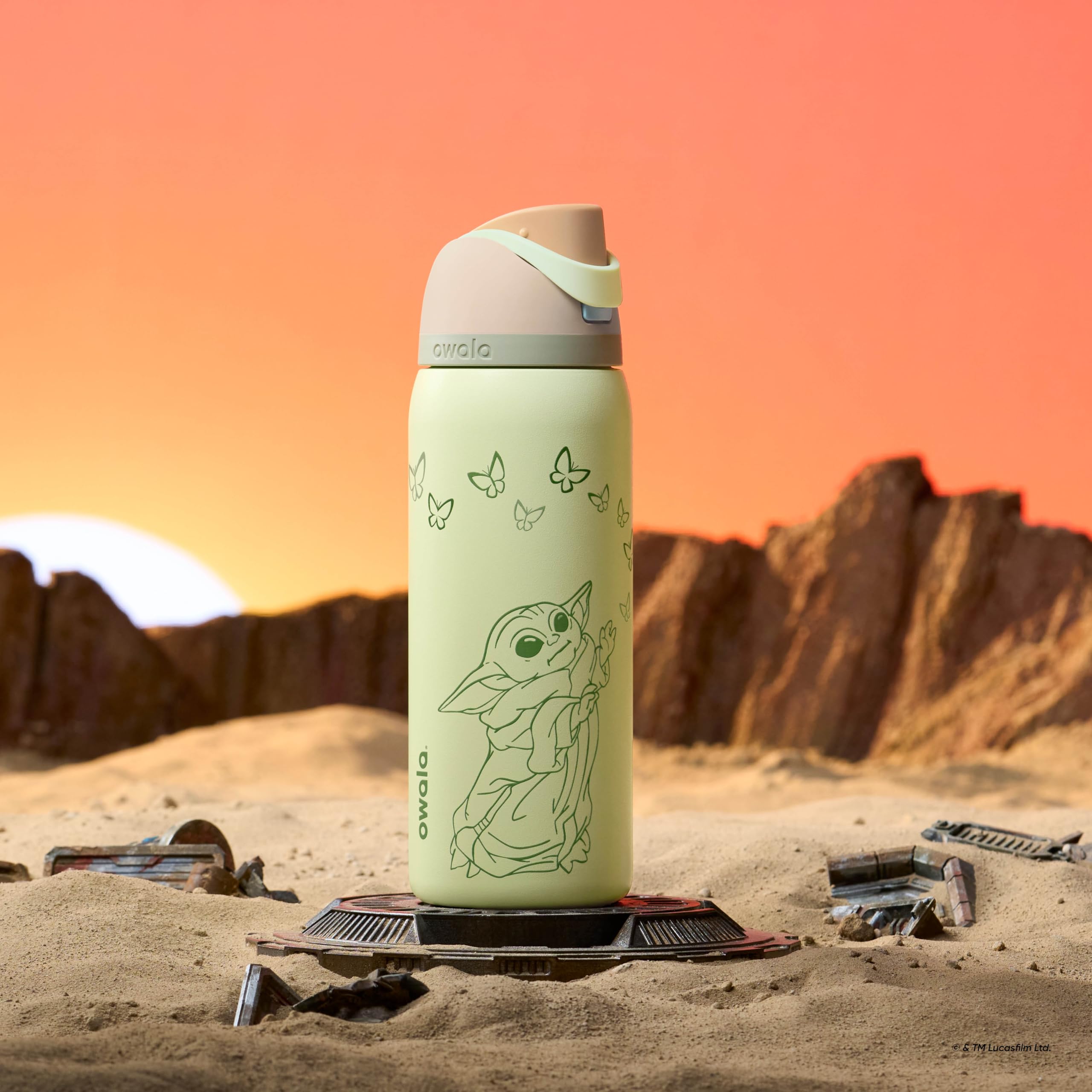 Owala GroGu lid locked to prevent spills, travel-ready protection