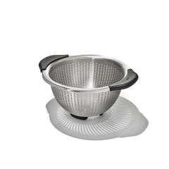 OXO Good Grips colander front view showing shape and capacity, easy draining benefit