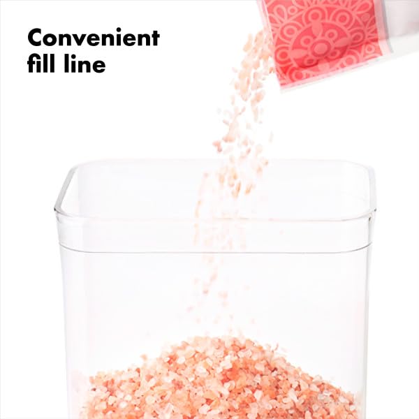Underside of OXO lid with accessories attached, enables custom measuring solutions