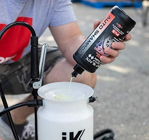 P & S PROFESSIONAL DETAIL PRODUCTS Pearl being poured for easy mixing and control