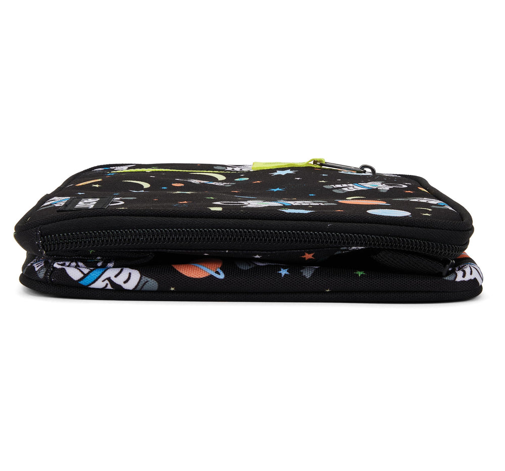 PackIt Spaceman slim exterior pocket with notes for easy organization