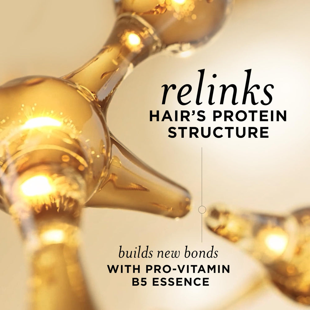 Pantene mist applied to wet hair for deep absorption benefit