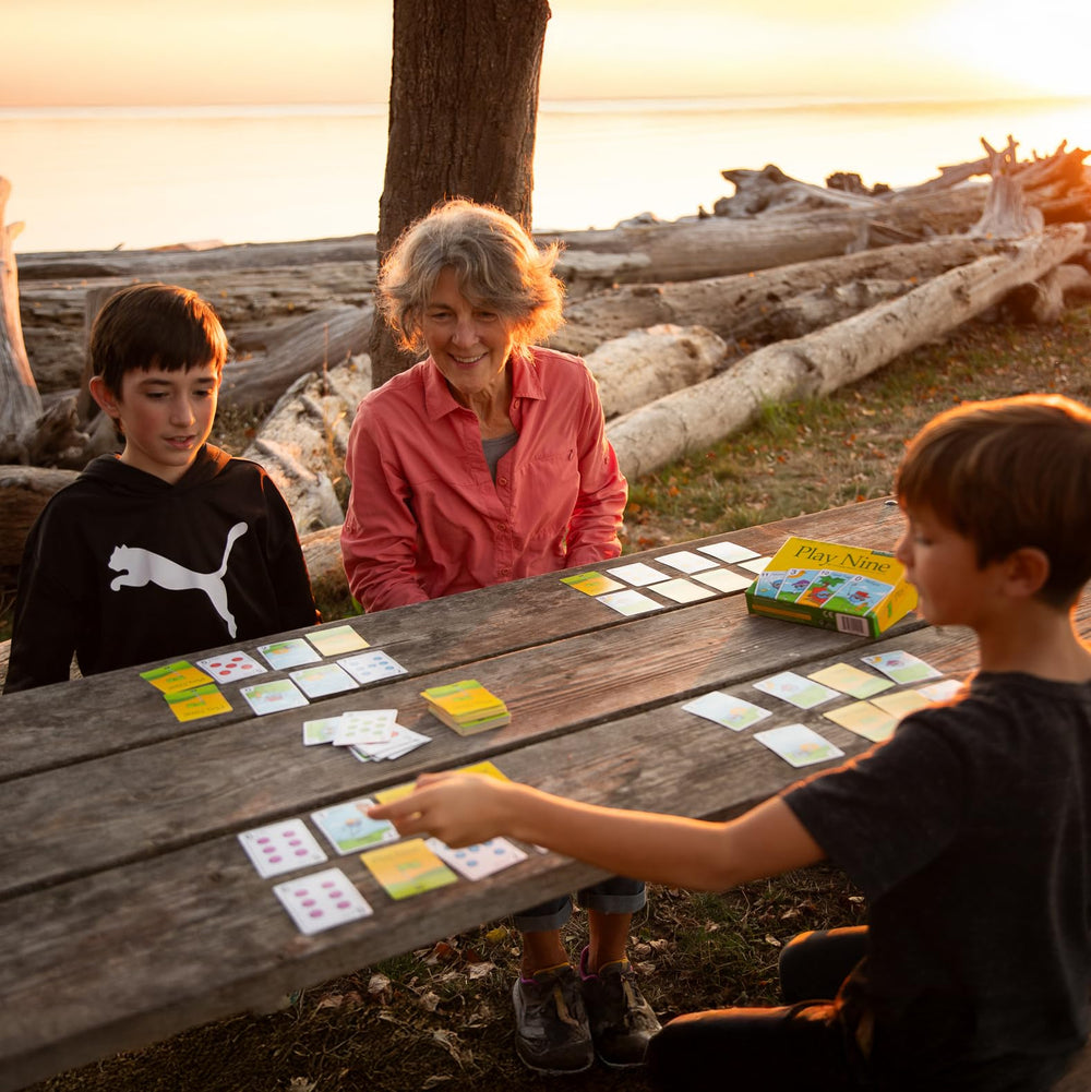 Score tally beside Play Nine cards illustrating easy scoring and tracking