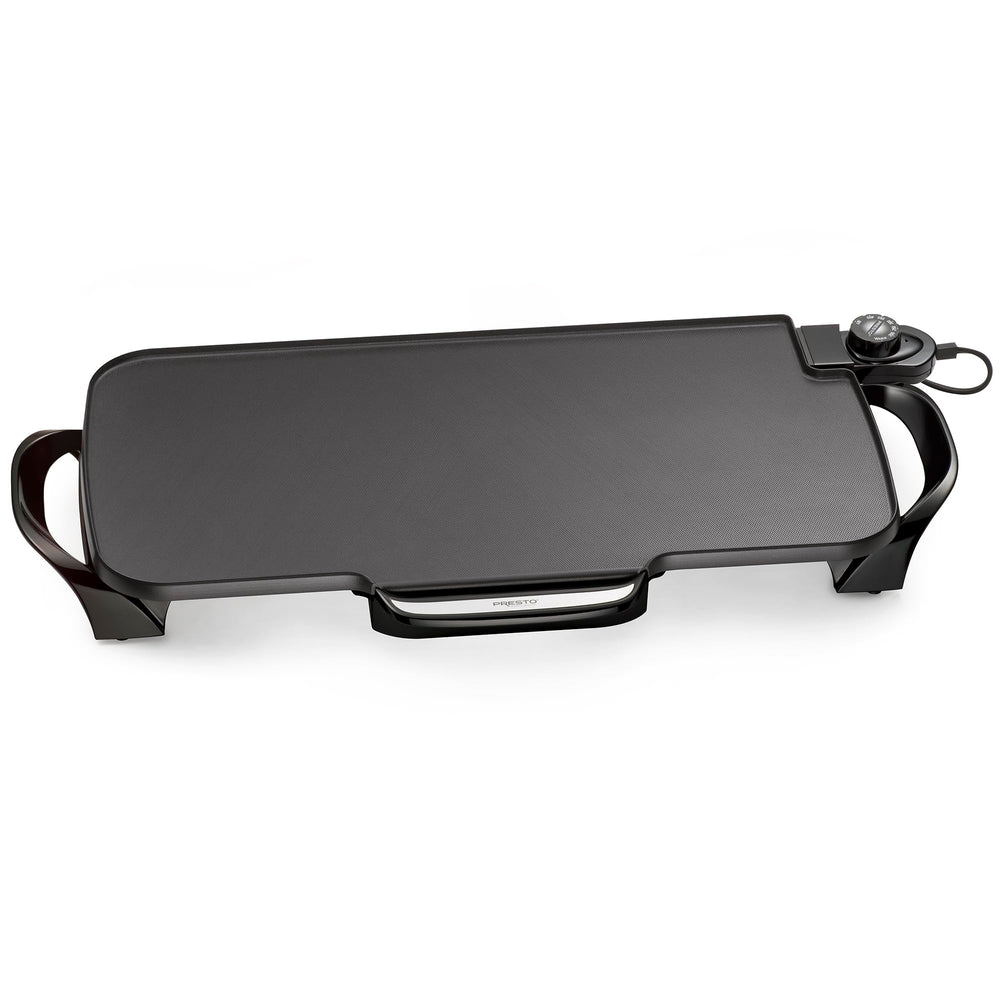 Presto ceramic textured nonstick surface close-up for easier flipping