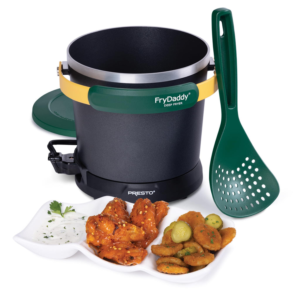 Presto FryDaddy using the lift-and-drain scoop to serve fries with reduced oil retention