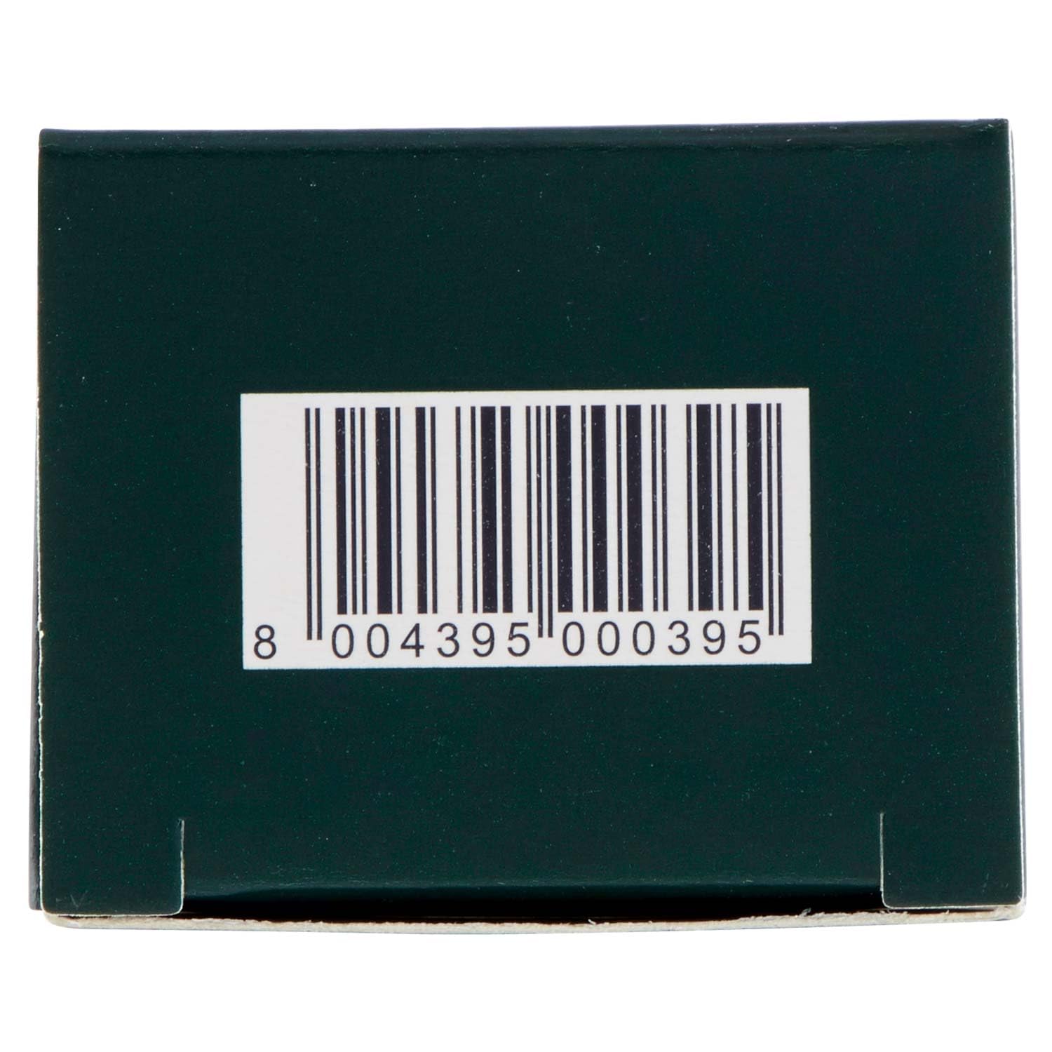 Proraso label and Italian origin on handle signaling professional quality