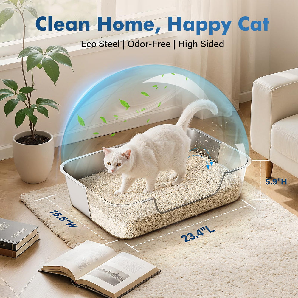 Qiuma size comparison with two pans demonstrates fit for different cats
