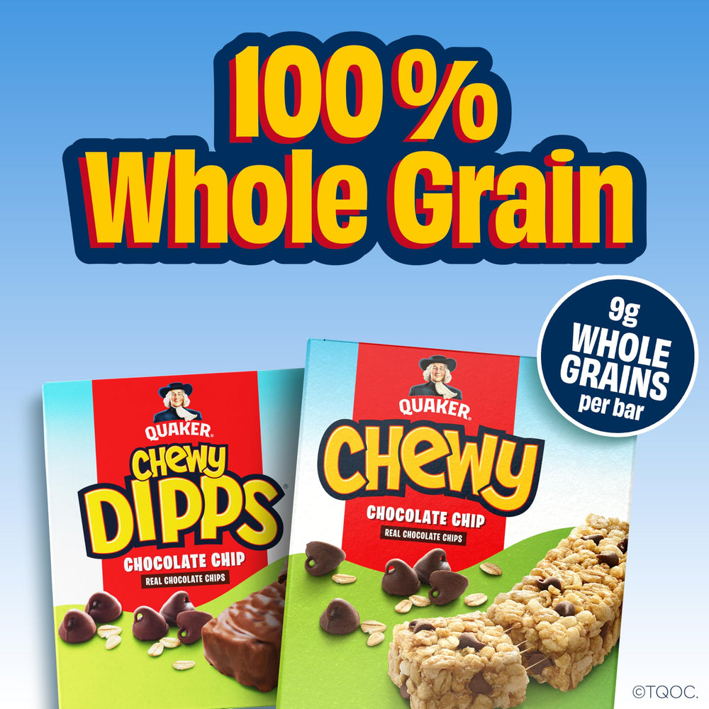 Quaker close up of chewy oat texture and raisin pieces highlighting whole-grain appeal