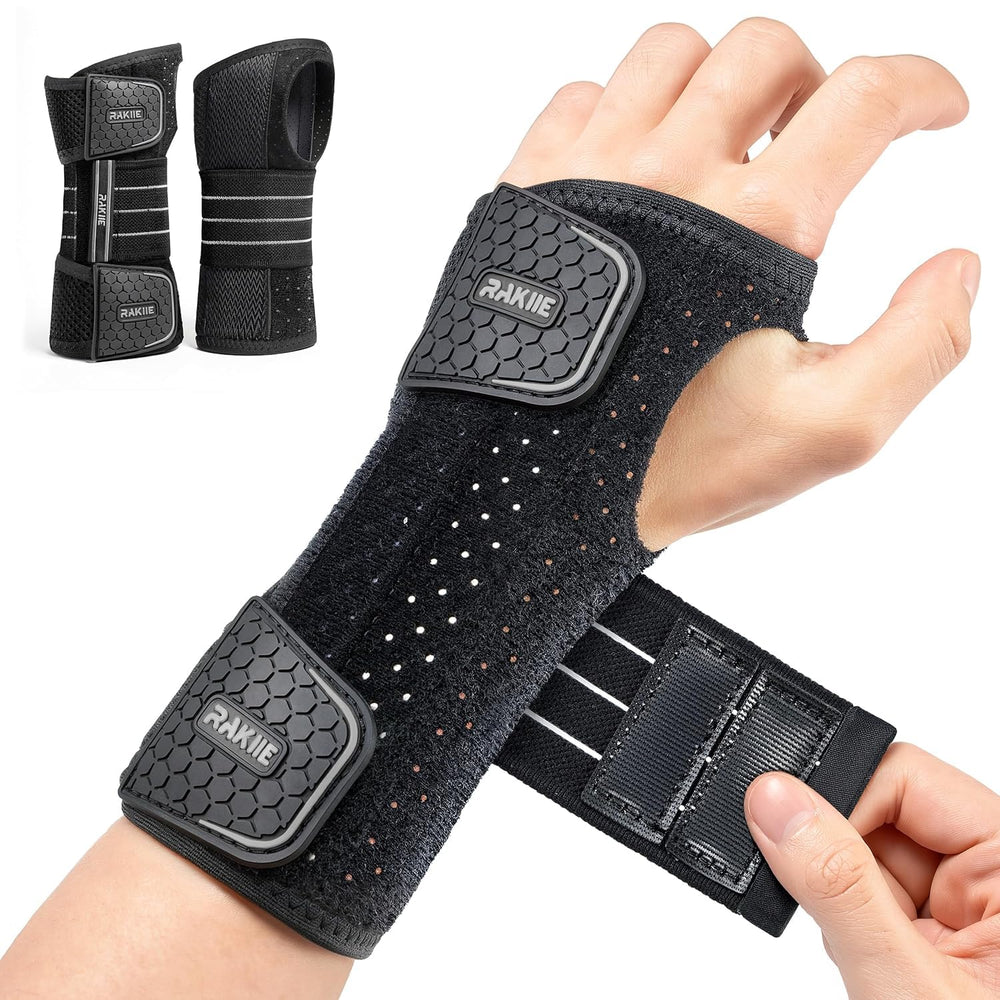 Rakiie front packaging showing two gray wrist braces and benefits