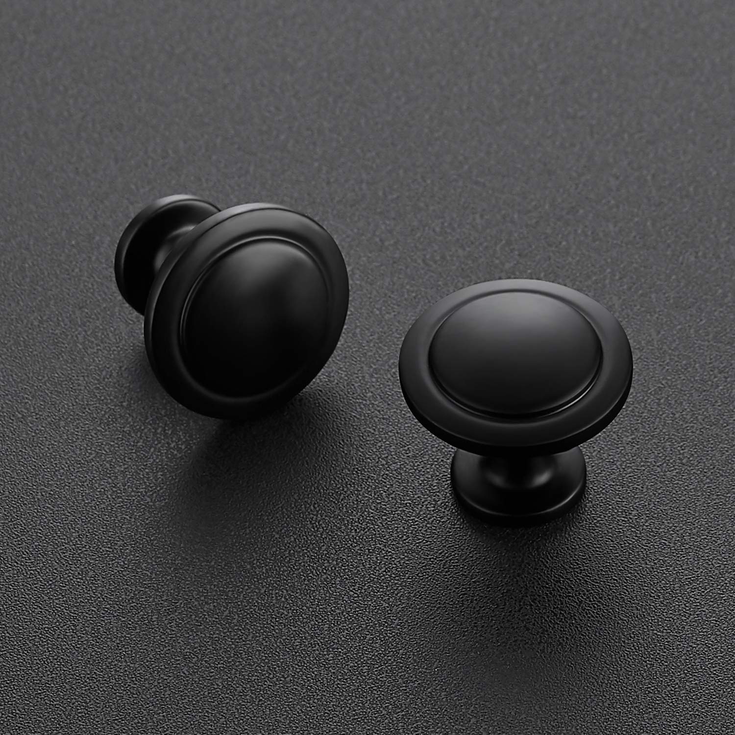 Ravinte close-up of matte black finish highlighting texture and fingerprint resistance