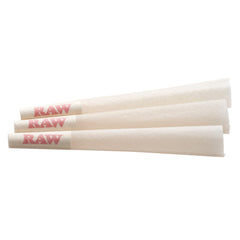 RAW hand-folded tip detail demonstrating natural draw and no-clog benefit