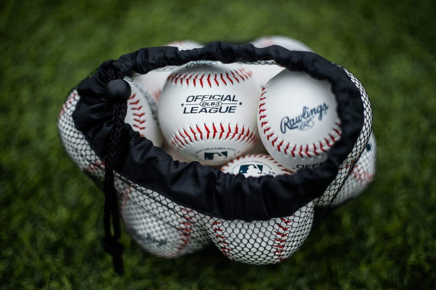 Rawlings mesh bag front displaying breathable, transportable storage