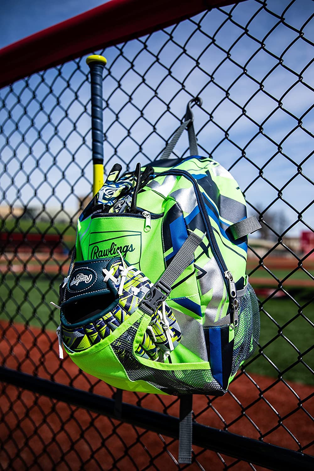 Rawlings REMIX external gear pouch close-up keeping valuables secure