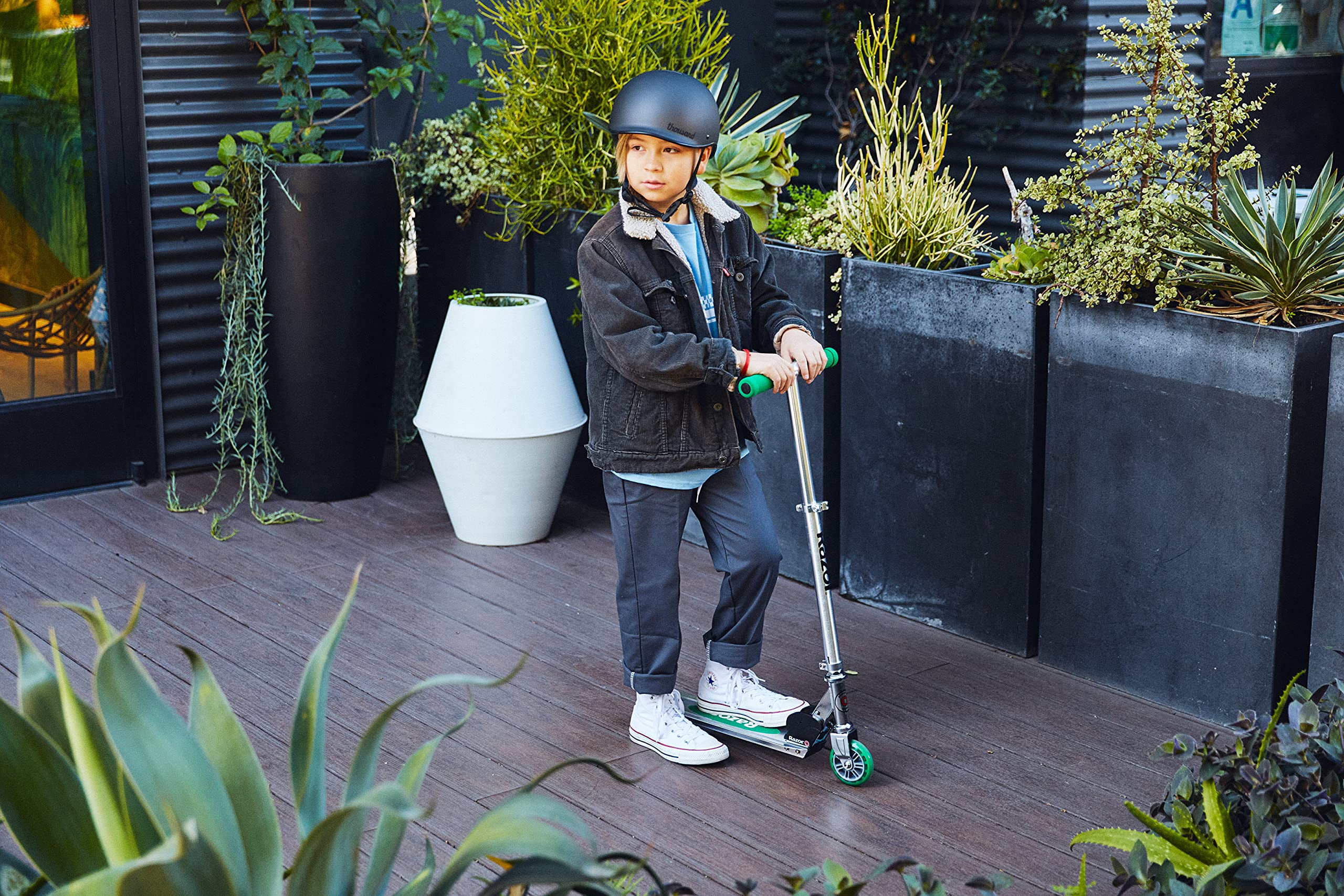 Razor A unboxed ready to ride, out-of-the-box convenience benefit