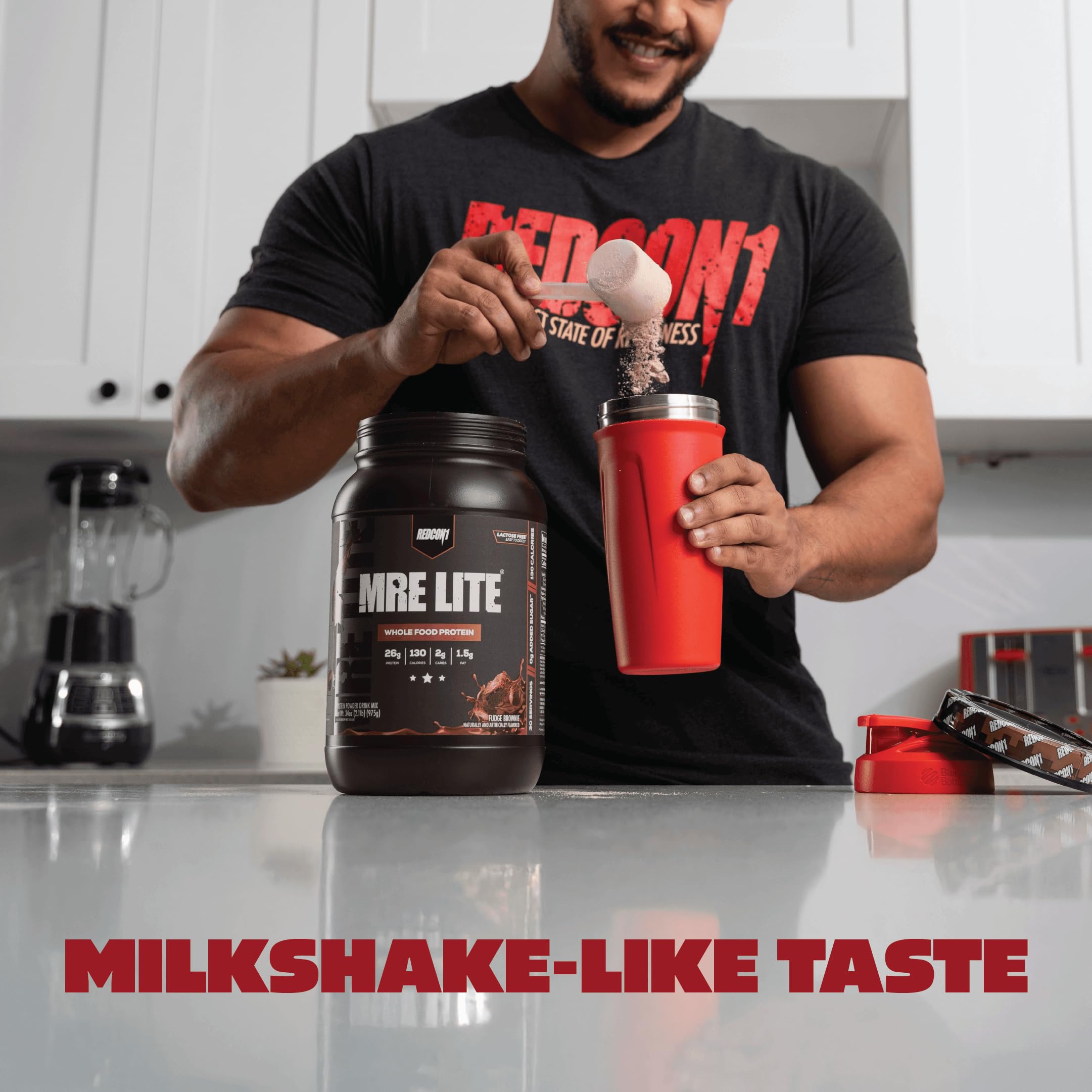 REDCON1 MRE LITE mixed shake in glass demonstrating smooth pourable consistency