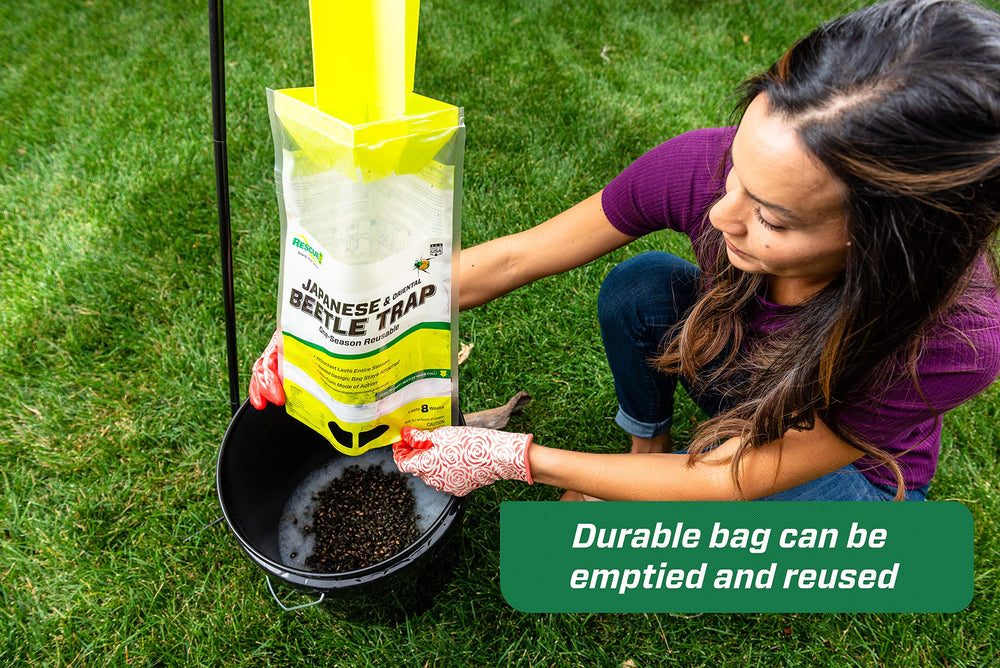RESCUE! bag easy-lock bottom detail showing simple emptying benefit