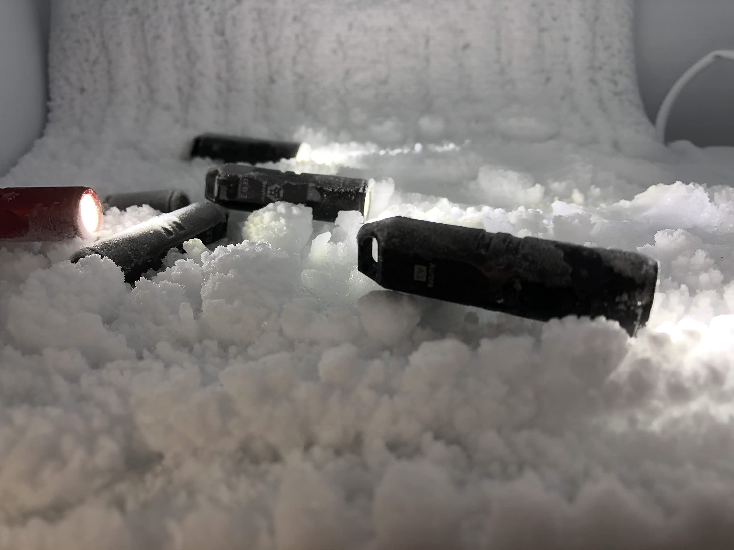 RovyVon A3 Gen 4 illuminating campsite demonstrating reliable outdoor lighting