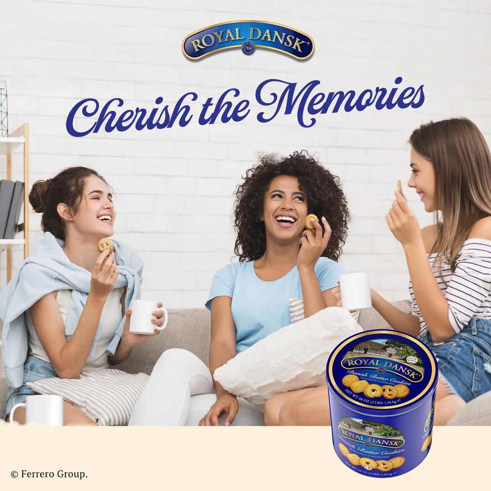 Royal Dansk tin wrapped as present illustrating gifting convenience