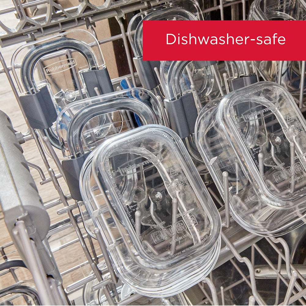 Rubbermaid Brilliance containers inside a lunch bag ready for transport convenience