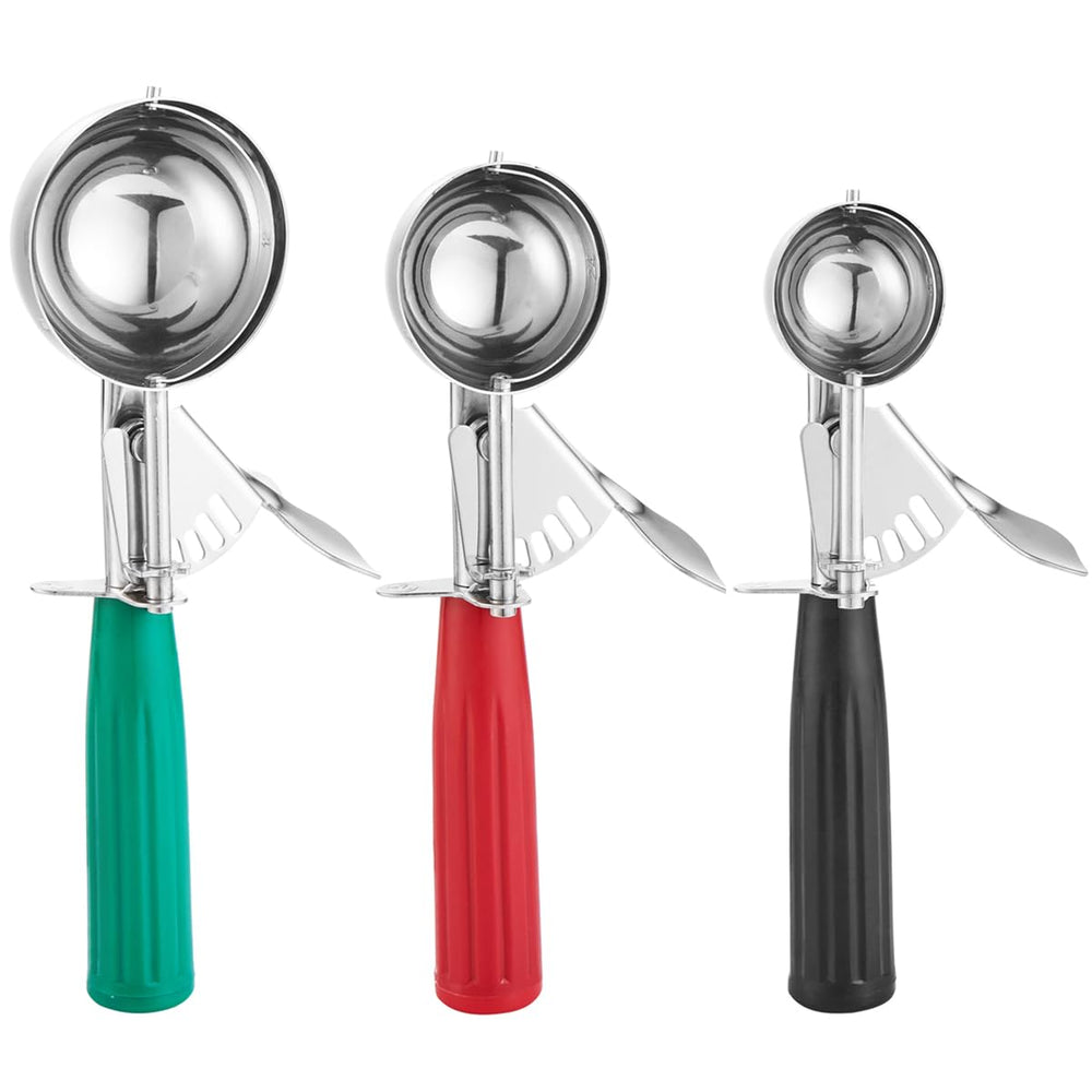 Saebye front view of three scoops showing color-coded handles and polished bowls for quick selection