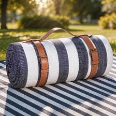 sapsisel front packaging showing blanket folded for easy transport and storage