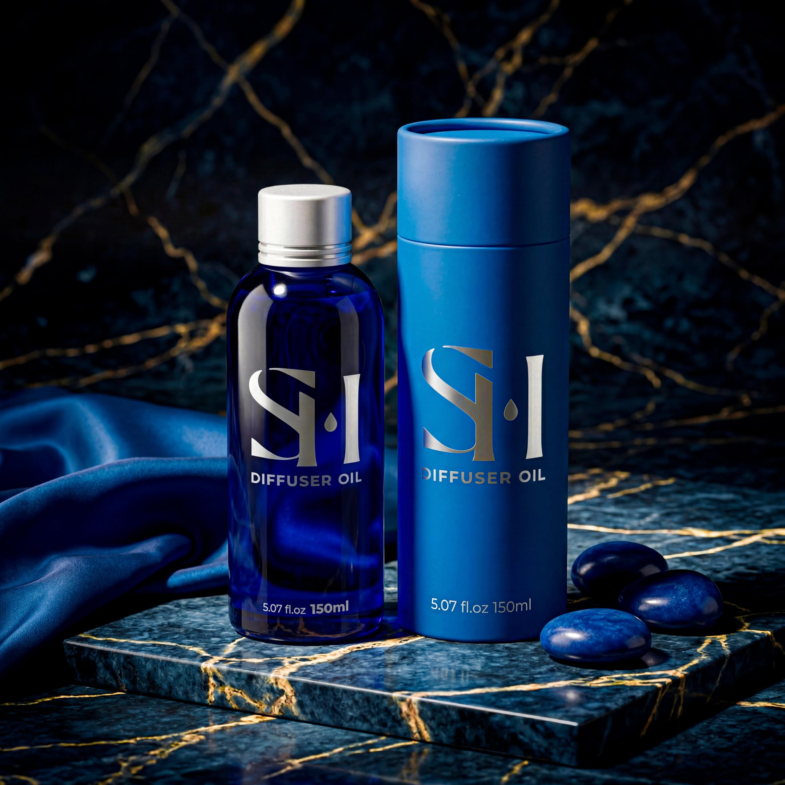 SCENTHORIZON label closeup showing Monaco MC01 fragrance information benefit