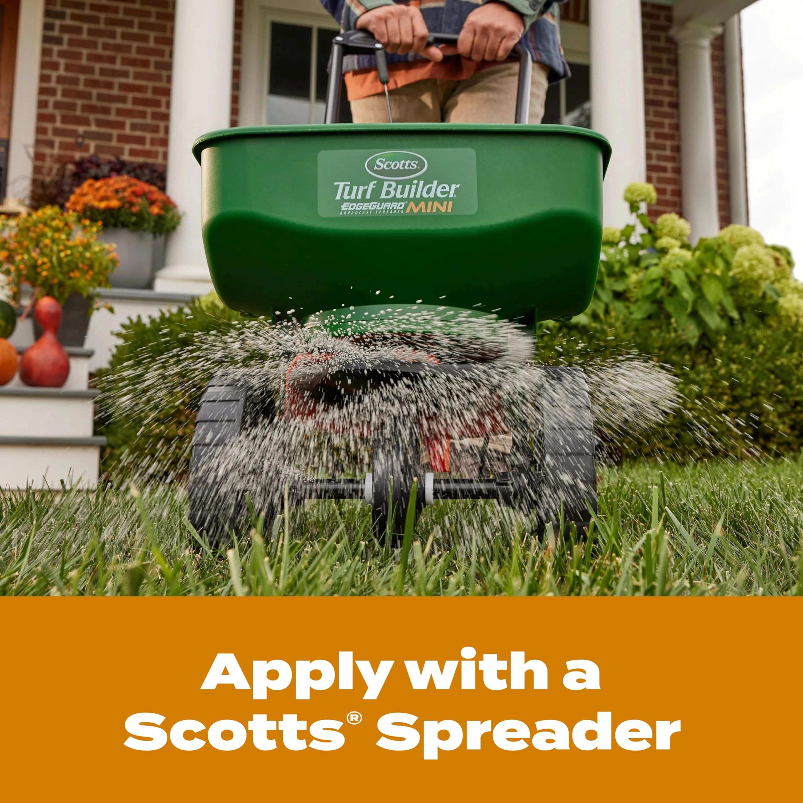 Scotts WinterGuard leaflet weed chart identifying common weeds for targeted control benefit