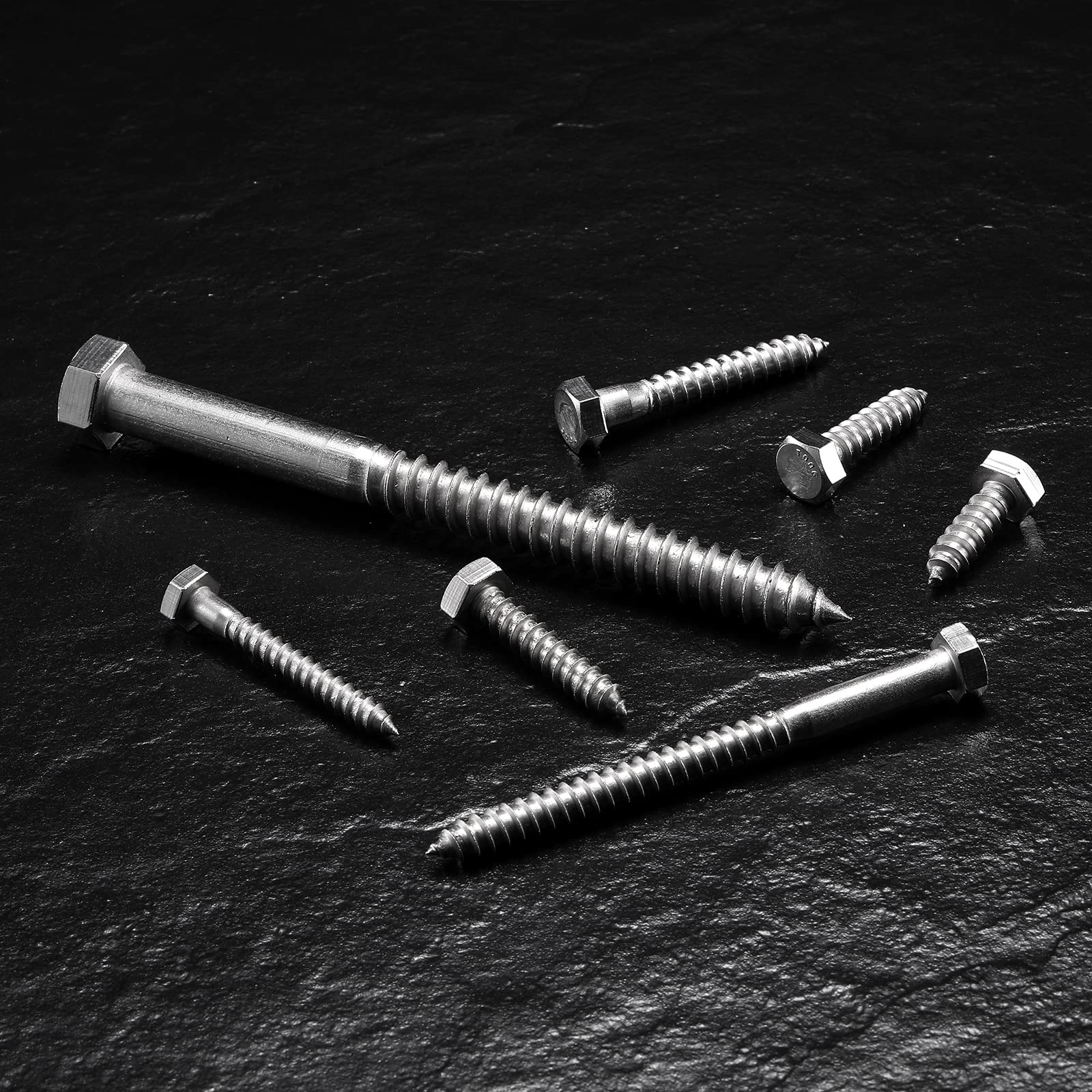 SG TZH stainless sheen on screw surface illustrating rust resistance and lasting appearance